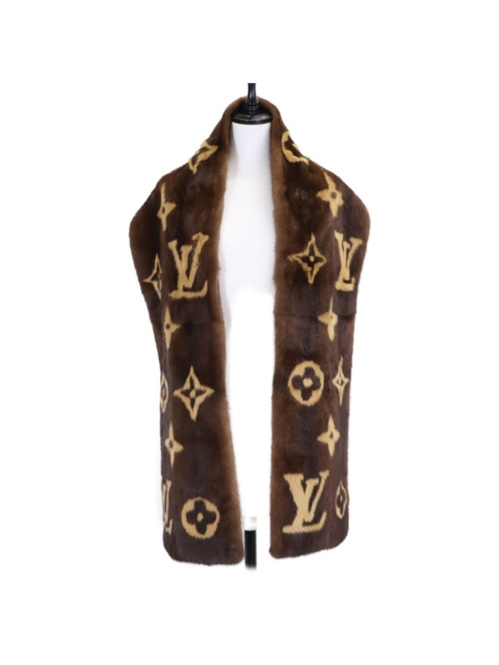 Louis Vuitton Monogram Mink Scarf - Picture 10 of 10